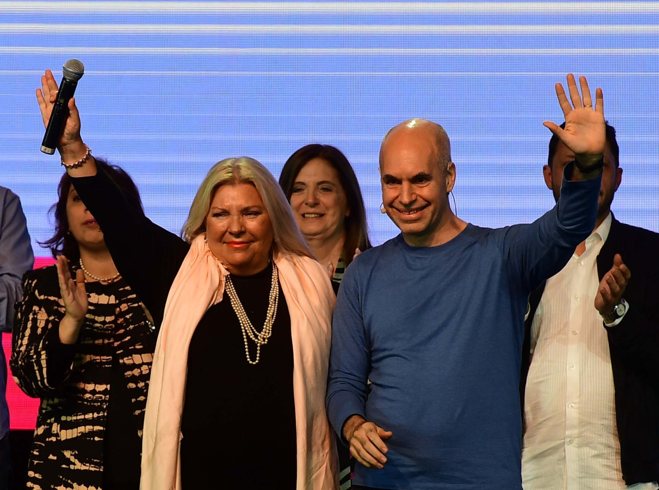 Contundente triunfo de Elisa Carrió en Caba con casi el 50% de los votos