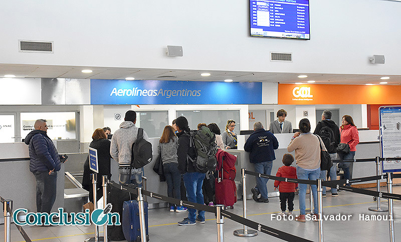 Fracasó reunión entre aeronáuticos y Aerolíneas: ¿fin de semana sin vuelos?