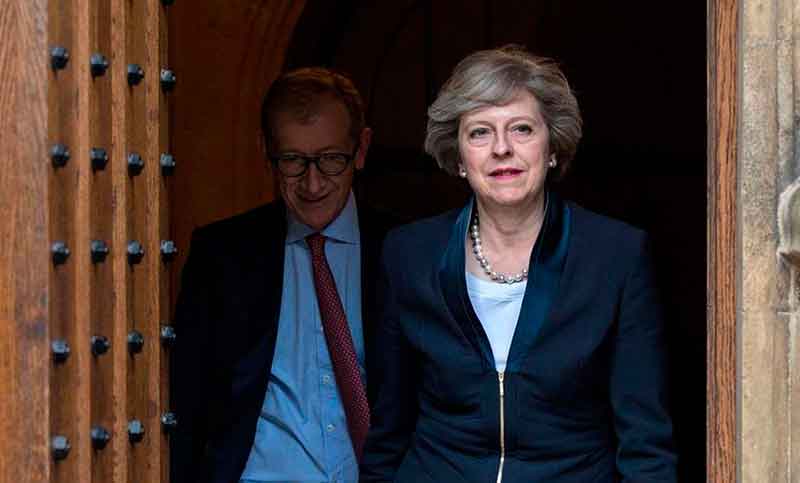 May pide a la UE «planes ambiciosos» para desbloquear negociación del Brexit