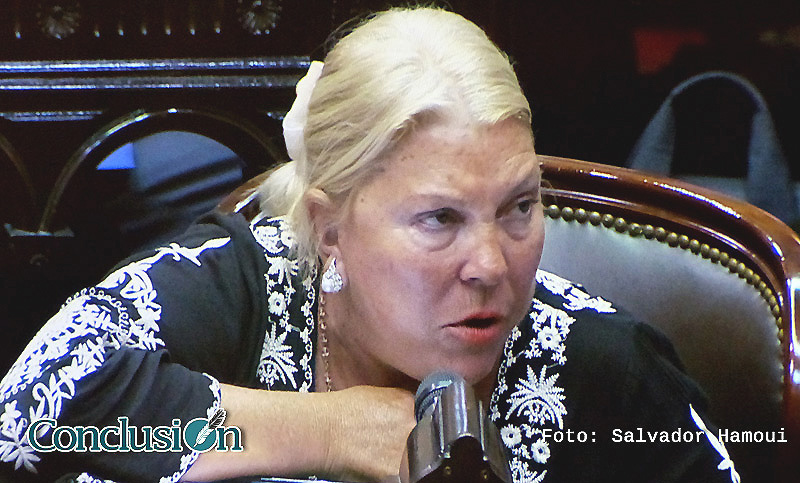 Carrió adujo “problemas de salud” ante las críticas por ausencias en el Congreso
