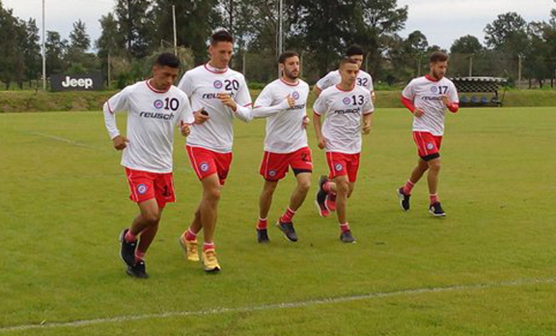 Argentinos no tendría cambios para enfrentar al Canalla