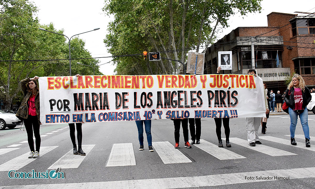 Un reclamo de justicia en plena calle