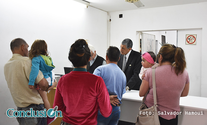 Durante el fin de semana se podrá retirar el DNI en el Registro Civil