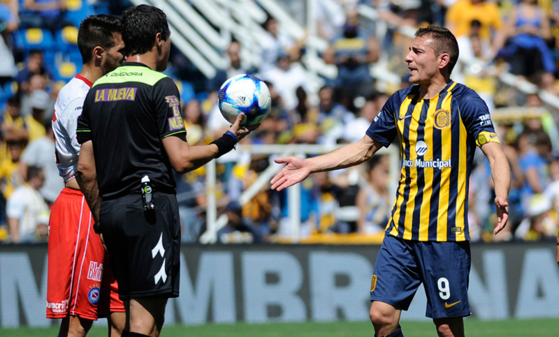 Están los árbitros: Merlos dirigirá a Central y Lamolina a Newell’s