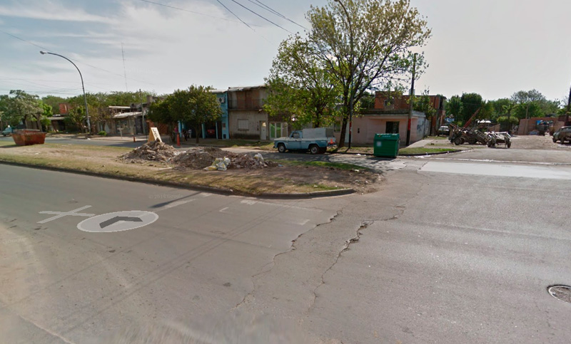 Llegó a su casa y su ex novio trató de ahorcarla con una soga