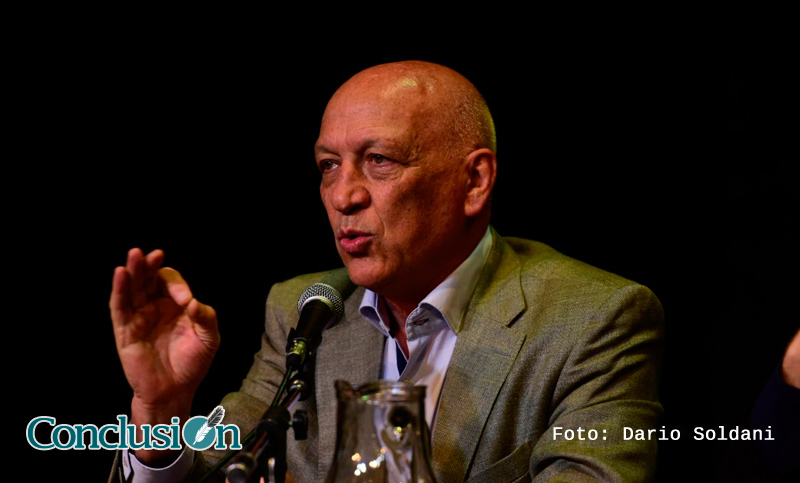 Bonfatti expresó sus «más sinceras disculpas» por haber equiparado a Macri con Hitler