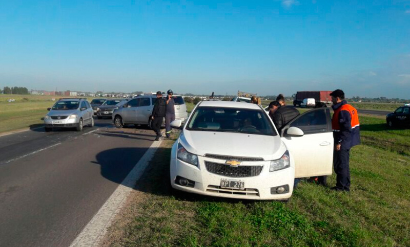 Una mañana plagada de siniestros viales en Rosario y sus accesos