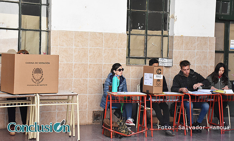 Cerraron los comicios en los 24 distritos del país: votó el 78 % del padrón