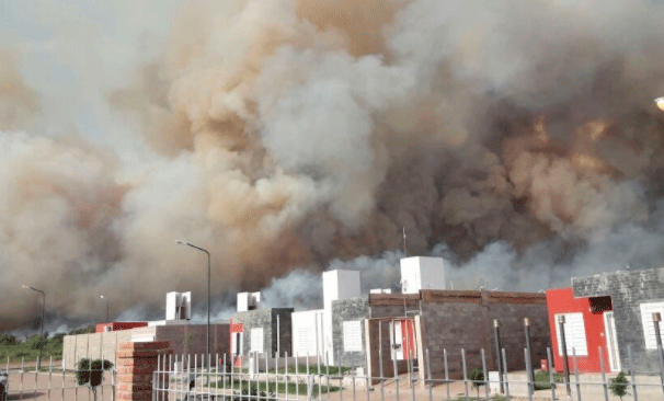 Fuertes ráfagas de viento provocaron incendios en San Luis
