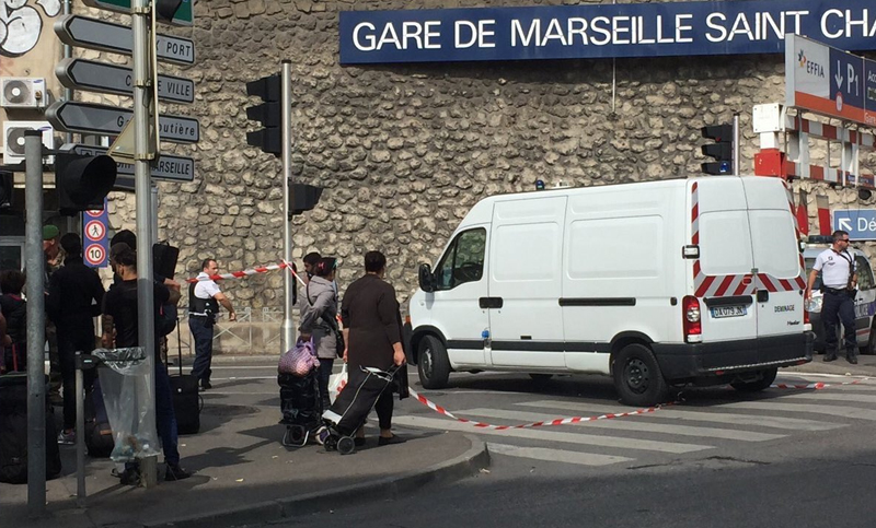 Dos muertos en un ataque reivindicado por Isis en la ciudad francesa de Marsella