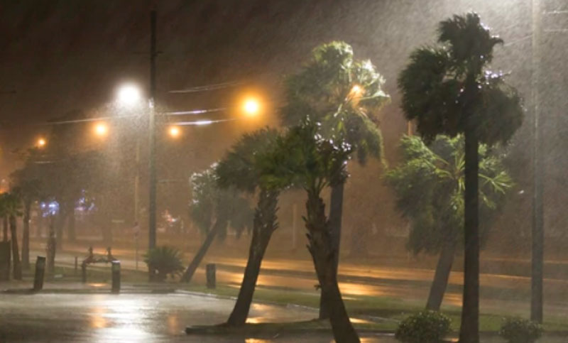 El huracán Nate tocó tierra en el sur de EE.UU. tras dejar al menos 31 muertos en el Caribe