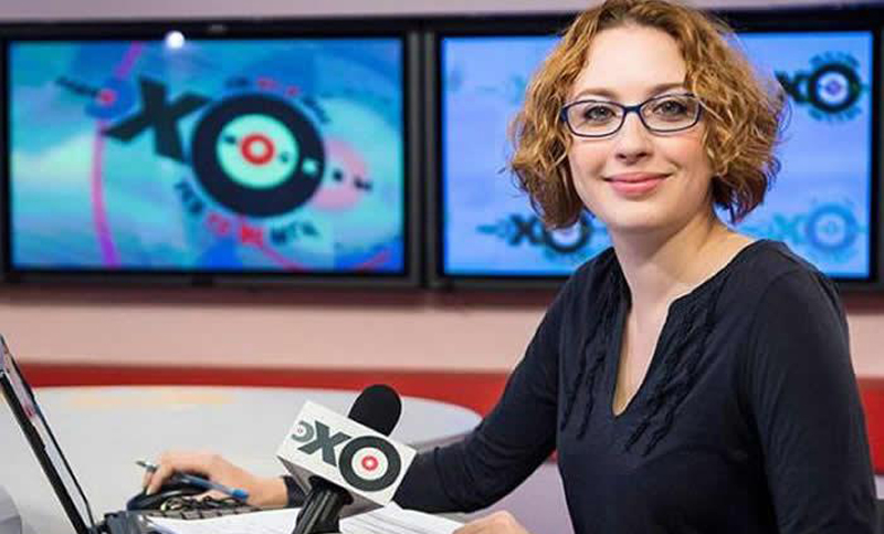 Apuñalan a una periodista rusa de la radio Eco de Moscú