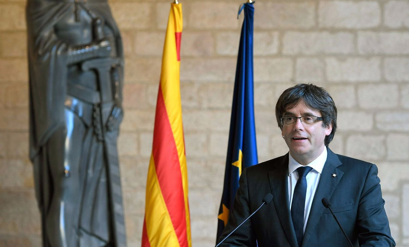 Cataluña al borde de la intervención tras descartar elecciones