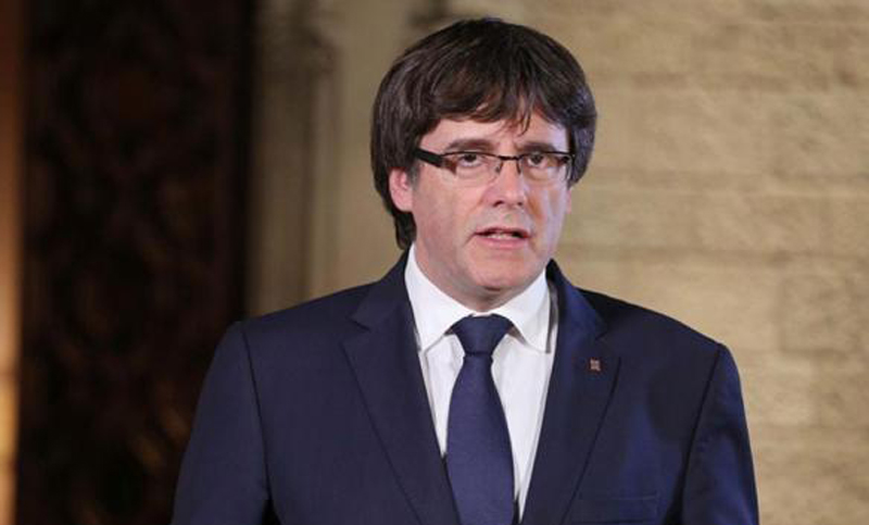 Puigdemont permanecerá en Bélgica y acepta las elecciones en Cataluña