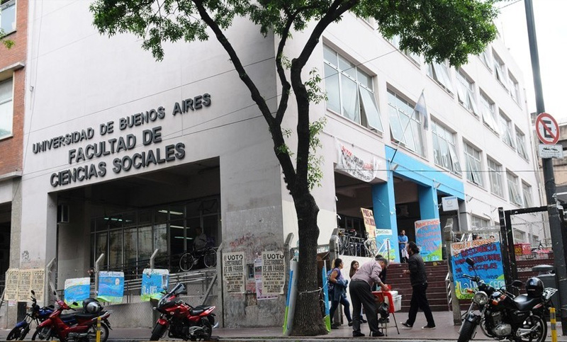 Tres escuelas y una universidad porteñas recibieron falsas amenazas de bombas