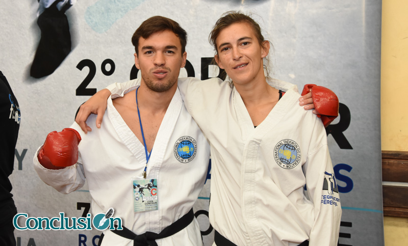Rosario estuvo bien representada en importante torneo de taekwondo