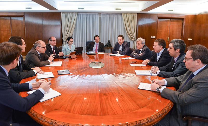 El equipo de Hacienda, encabezado por Dujovne, recibió a la misión del FMI