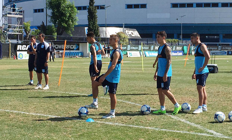 Fleita sigue trabajando con el plantel de Racing pensando en la Lepra