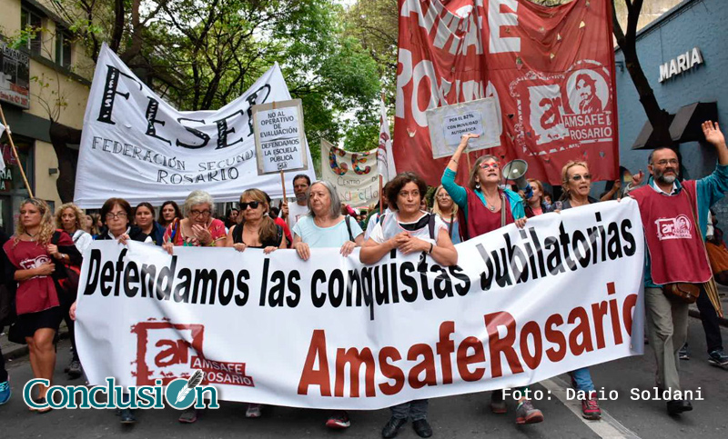 «No» al operativo Aprender: Amsafe Rosario movilizó en su rechazo