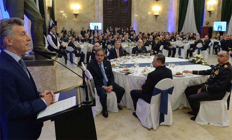 Macri tomó la decisión de remover a la cúpula naval y de las otras Fuerzas Armadas
