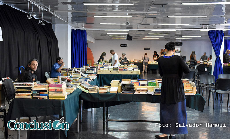 Para los amantes de la lectura: comenzó la 12ª feria de Librerías de Viejo