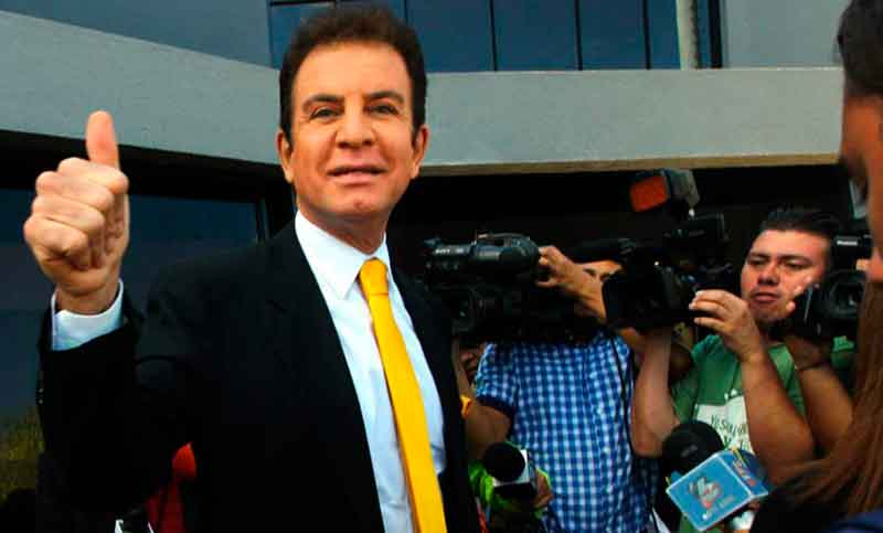 Opositor Nasralla lidera votación de presidenciales en Honduras