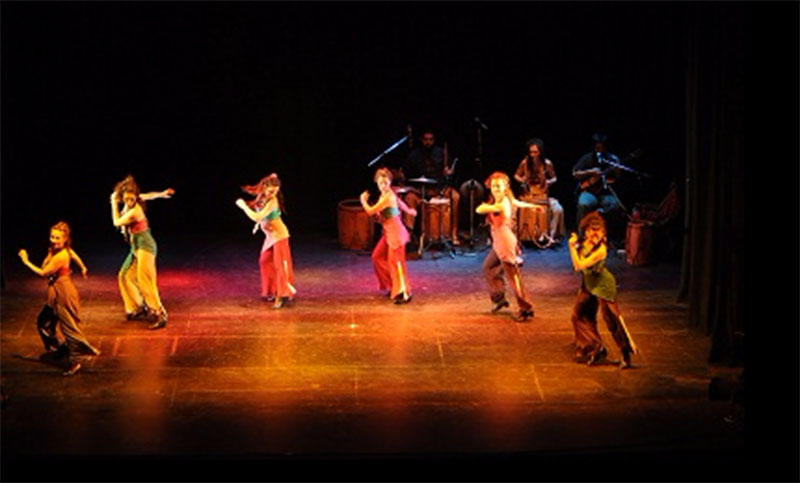 Vuelve el folklore con La Machadera