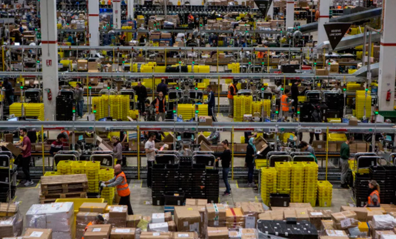 Trabajadores de Amazon en Italia y Alemania, en huelga por el Black Friday