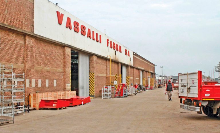 Nueva audiencia en Trabajo por suspensiones en la fábrica Vassalli de Firmat