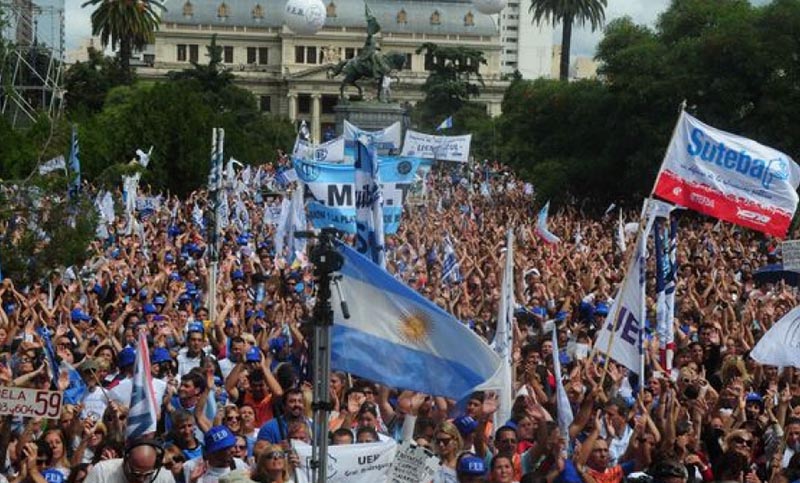 Más de 60 gremios de La Plata se movilizarán a la Casa de Gobierno bonaerense