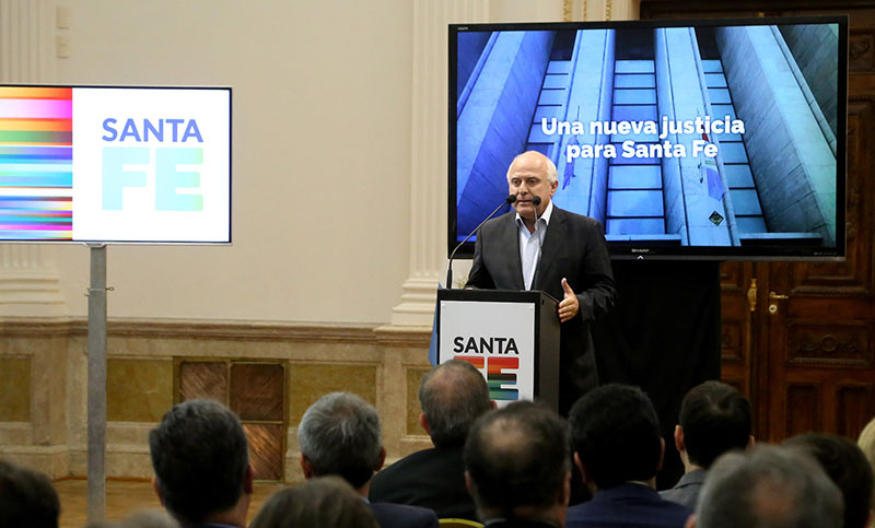 «Hay que mejorar la competitividad, pero no a costa de los trabajadores”