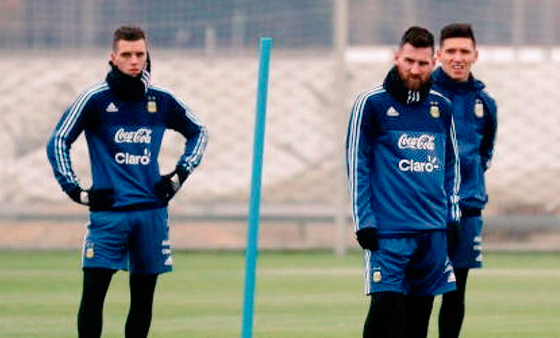 Argentina tuvo su primera práctica con plantel completo en Rusia