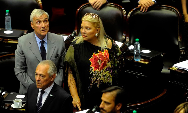 Duros cruces y acusaciones entre Carrió y Stolbizer