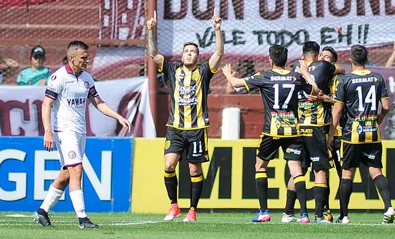 Luego de eliminar a River, Lanús cayó como local ante Olimpo