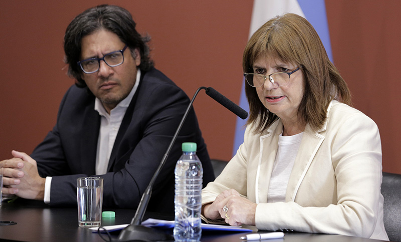 Bullrich defendió a las fuerzas federales y dijo que “se acabó el mundo del revés”