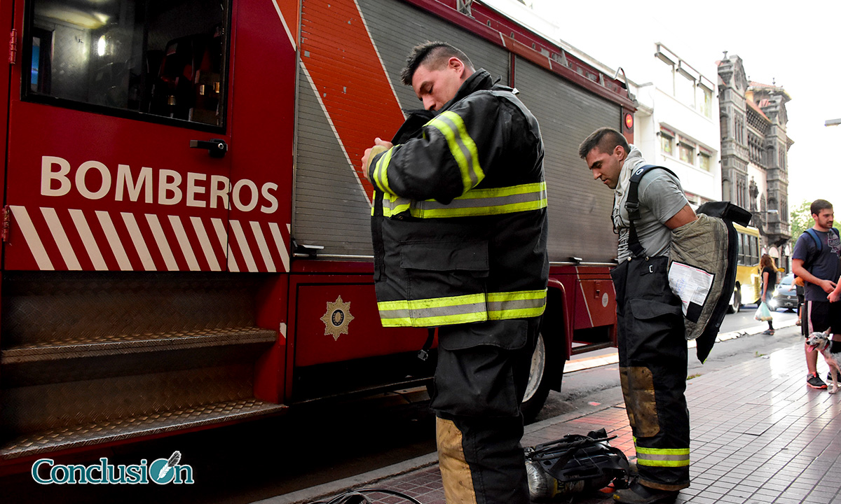 Bomberos, el oficio de ayudar