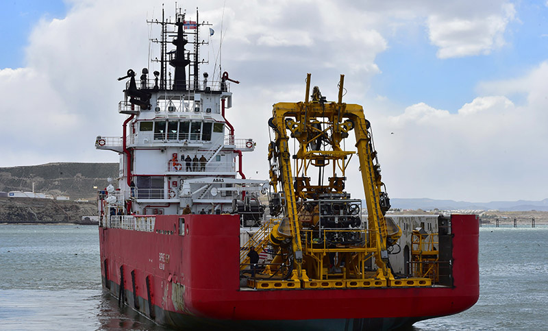 El buque «Sophie Siem» ya navega hacia la zona de rescate del ARA San Juan
