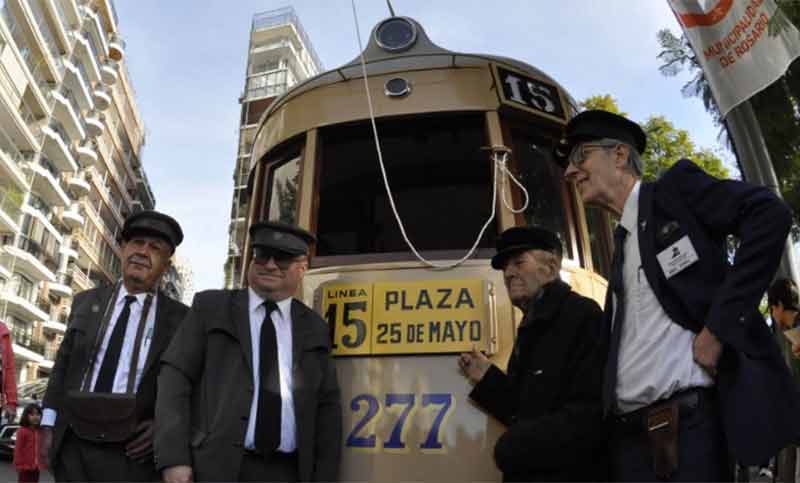 El tranvía histórico regresó a las calles de Rosario