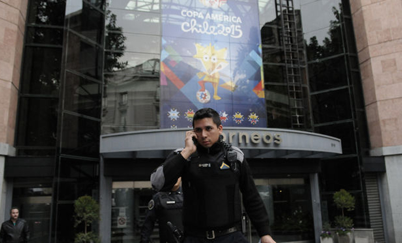 Allanaron las oficinas de Torneos, la empresa socia de Clarín involucrada en el escándalo de corrupción