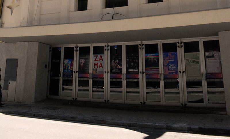 El cine El Cairo reabre sus puertas luego de su restauración