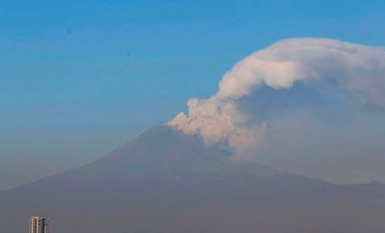 El Volcán Popocatépetl incrementó su actividad y entró en etapa de explosiones continuas