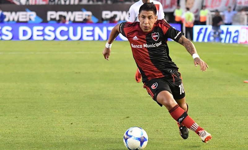 Newell’s enfrenta a Racing con la misión de llegar bien parado al clásico