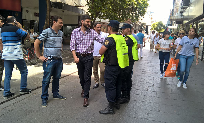 Pullaro: “Hoy dimos un paso más para que la peatonal no se transforme en tierra de nadie”