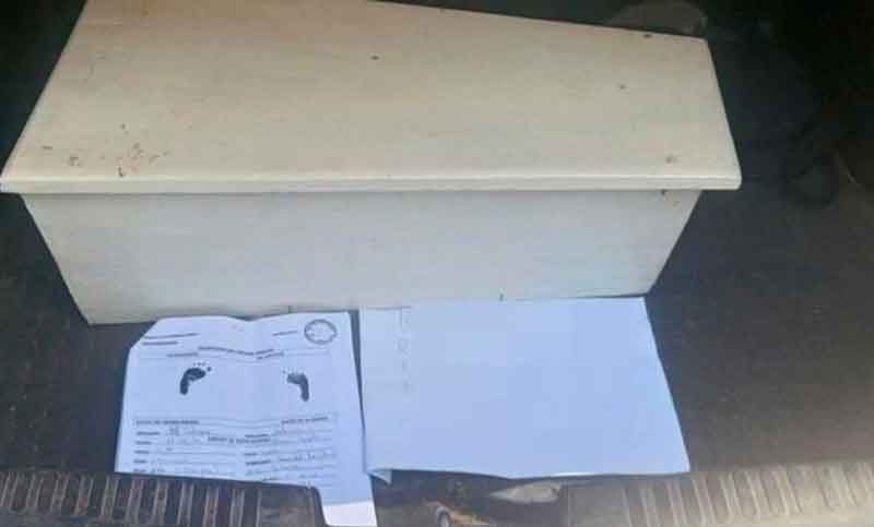 Le entregaron a una parturienta su bebé decapitado