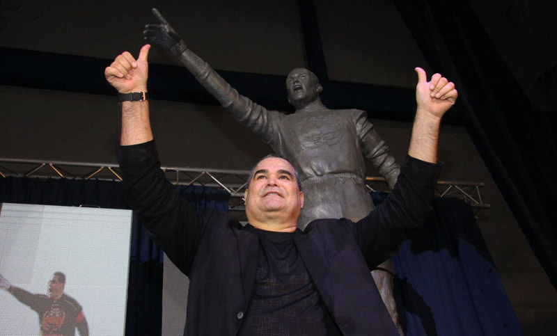 José Luis Chilavert tiene su estatua en el estadio de Vélez
