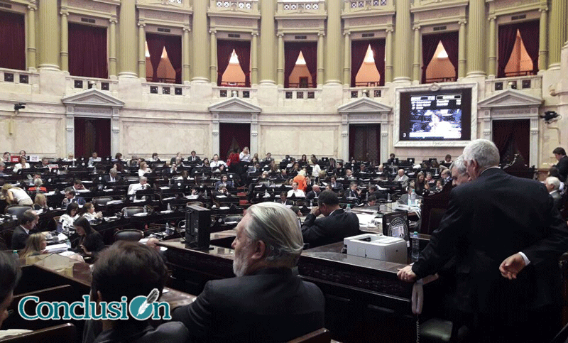 La oposición llamó a sesión especial para tratar el proyecto contra el tarifazo