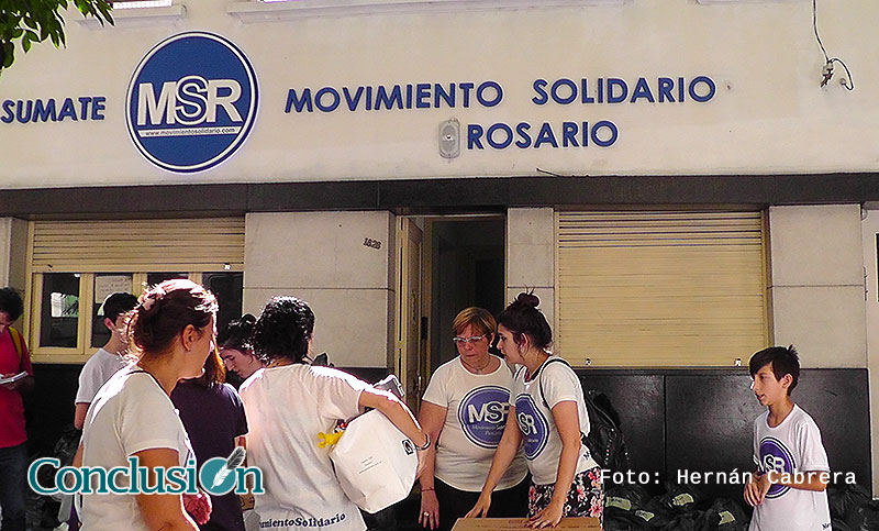 Campaña de colecta de juguetes y golosinas para Navidad
