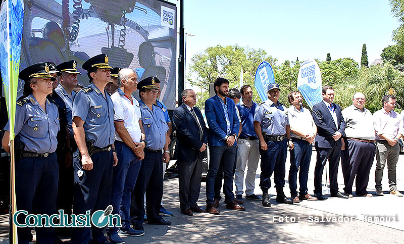 Pullaro presentó el Operativo Verano en el balneario La Florida