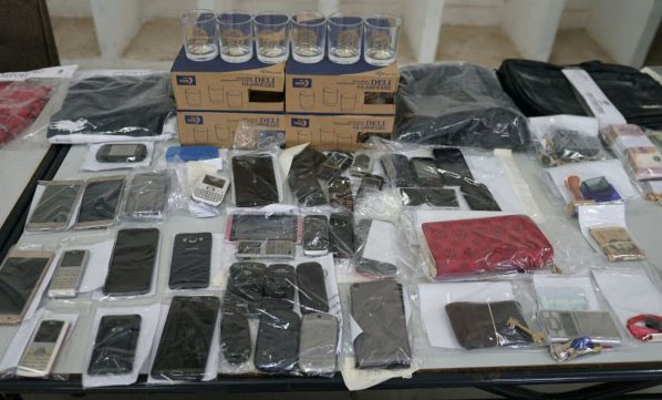Dictan prisión preventiva a banda acusada de cometer estafas