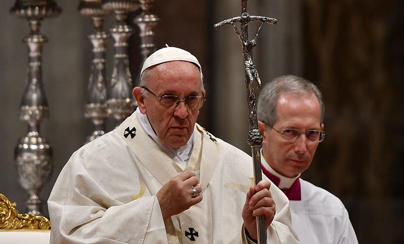 Francisco contra el “flagelo de la deuda externa”